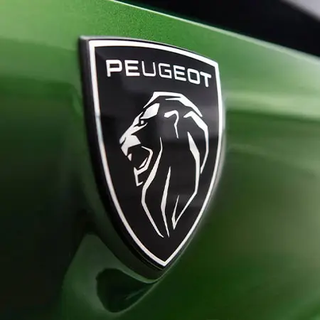 Peugeot approved repairer logo