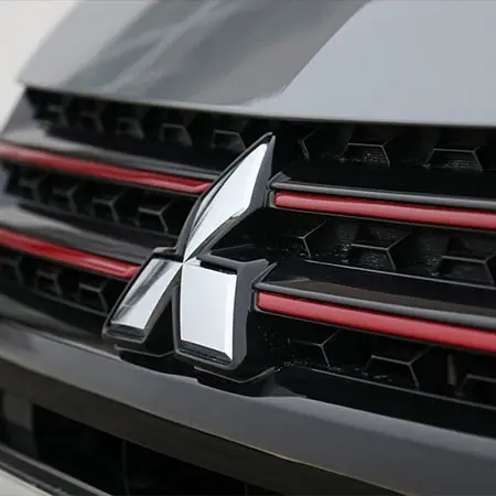Mitsubishi approved repairer logo