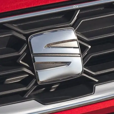 SEAT approved repairer logo